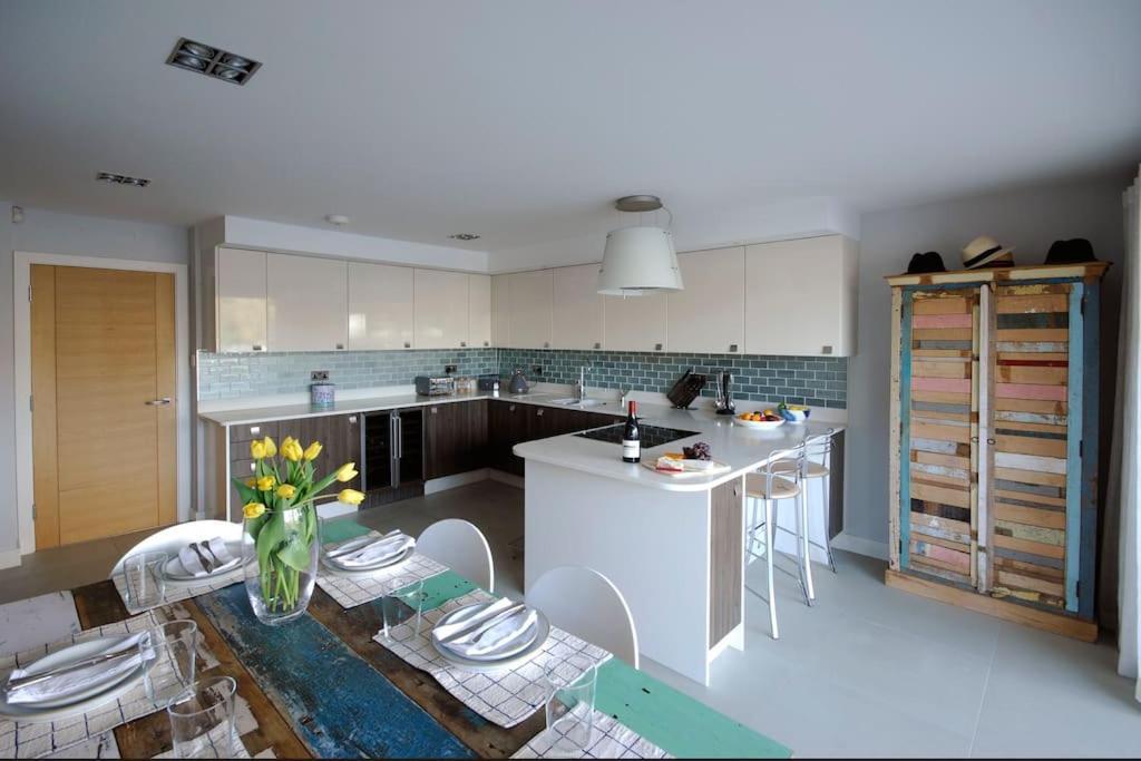 The Oars - Riverfront Property Henley-on-Thames Dış mekan fotoğraf