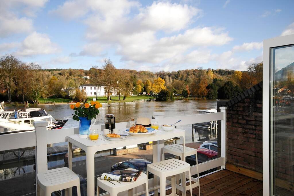 The Oars - Riverfront Property Henley-on-Thames Dış mekan fotoğraf